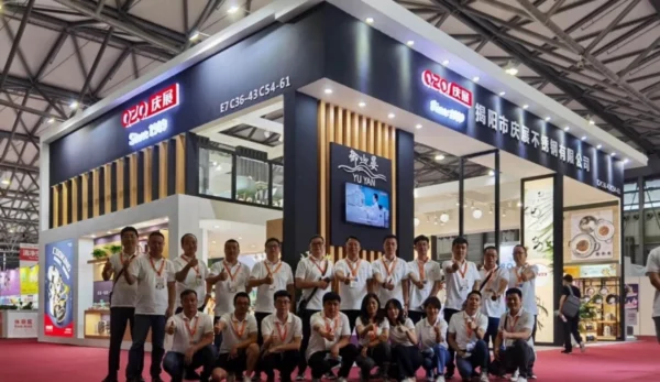 Top Professional Team in the Flatware Industry